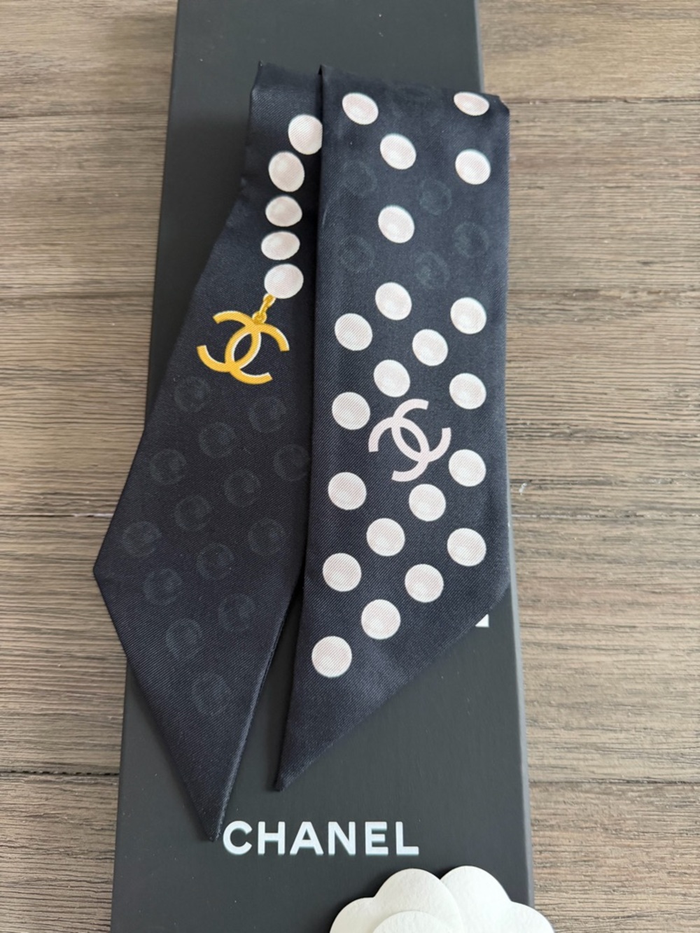 CHANEL Black Silk Polka Dot Twilly with Gold CC Motif - Picture 3 of 6